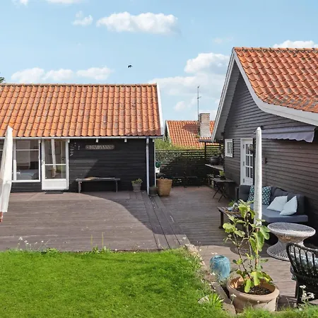 Nyaraló In With Kitchen