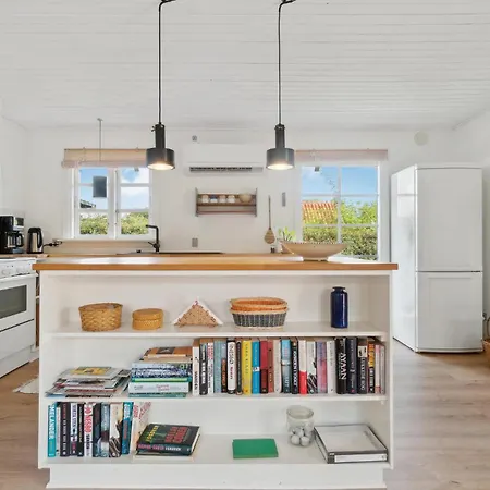 In With Kitchen Nyaraló