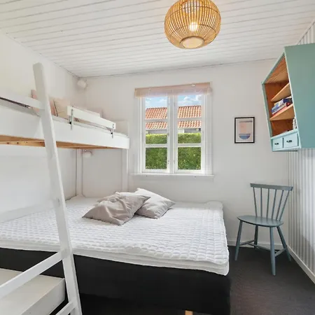 In With Kitchen Gudhjem